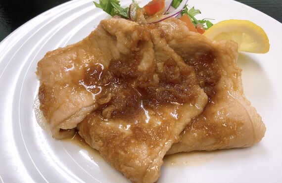 和歌山県にある定食うらではこだわりの素材で作ったランチが自慢のお店です