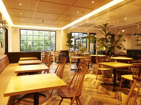 オシャレなカフェの内観