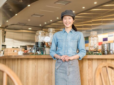 カフェのスタッフ