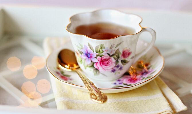 tea-cup-2107599_1920