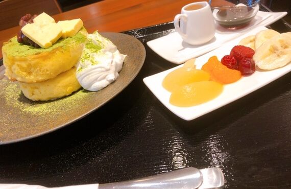 白浜でおしゃれな店内で美味しいふわふわパンケーキを召し上がり下さい